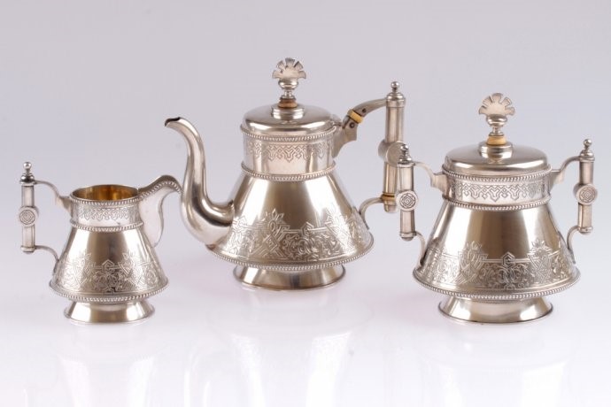 Чайный сервиз. Мастерская - Ольсониус Иоган Фердинанд, фирма братьев Грачевых, Санкт-Петербург,1886 год.