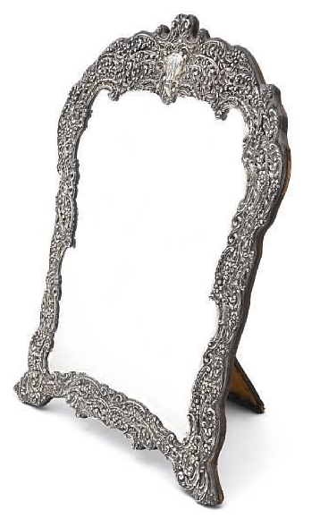 Зеркало для туалетного столика в серебряной раме от Walker & Hall