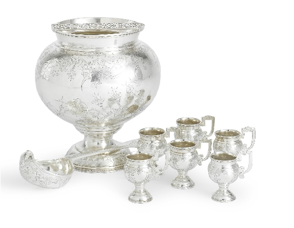 Серебряный с позолотой внутри сосудов набор для пунша, приблизительно 1890 г.