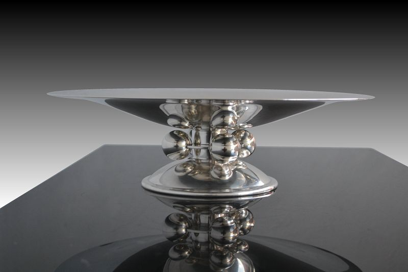 Люк Ланель для CHRISTOFLE. Круглая ваза в стиле модернизма, диаметр 35 см, 1930 г