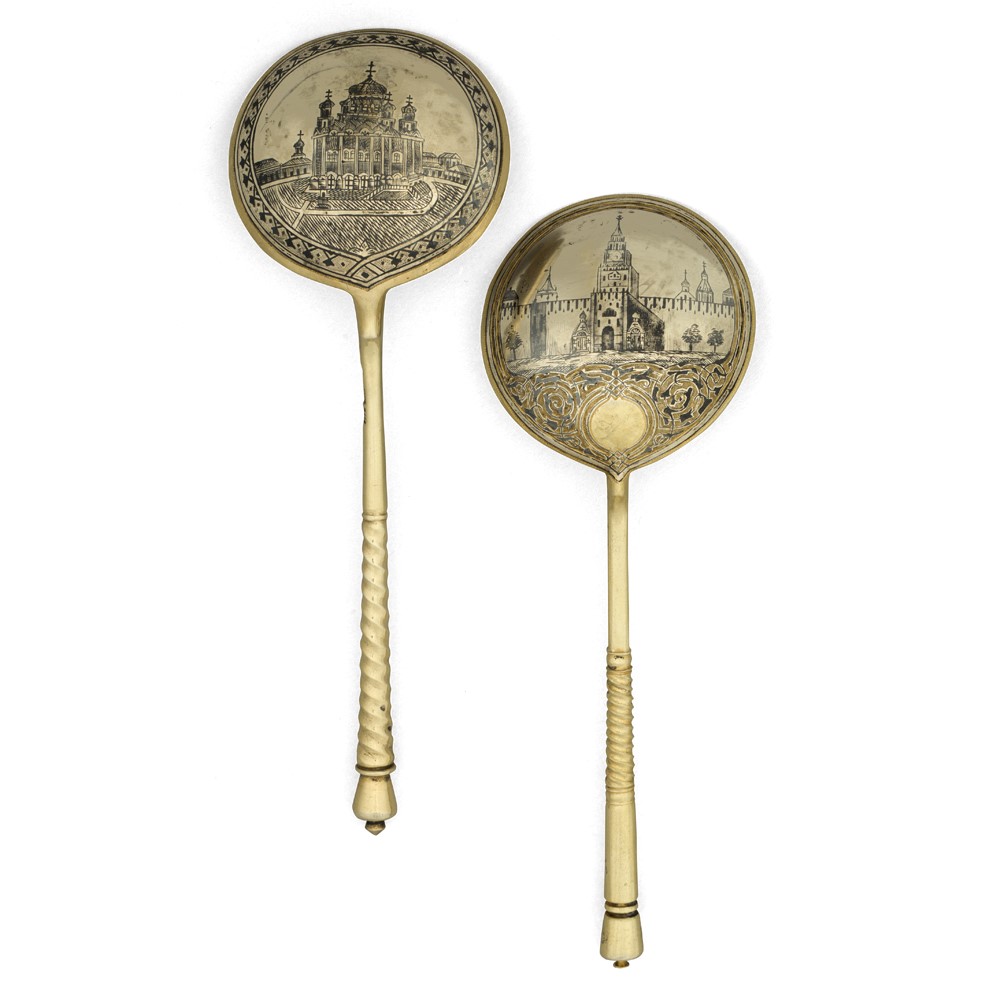 Серебряные золоченые подарочные ложки с чернением в русском стиле