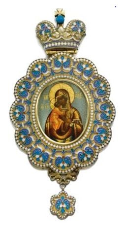 Подвеска «Феодоровская Божья Матерь», 1899–1908 гг. Серебро, золочение, эмаль.