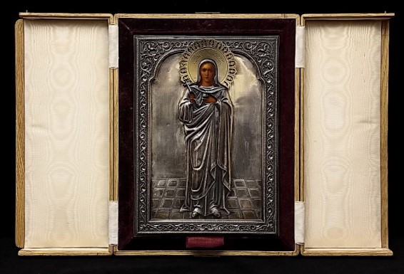 Икона «Святая Зинаида» в серебряном окладе и футляре, размер 24,3х17,2 см. с 1899 по 1908 г., оклад серебро 84 пробы, фирма Братьев Грачевых