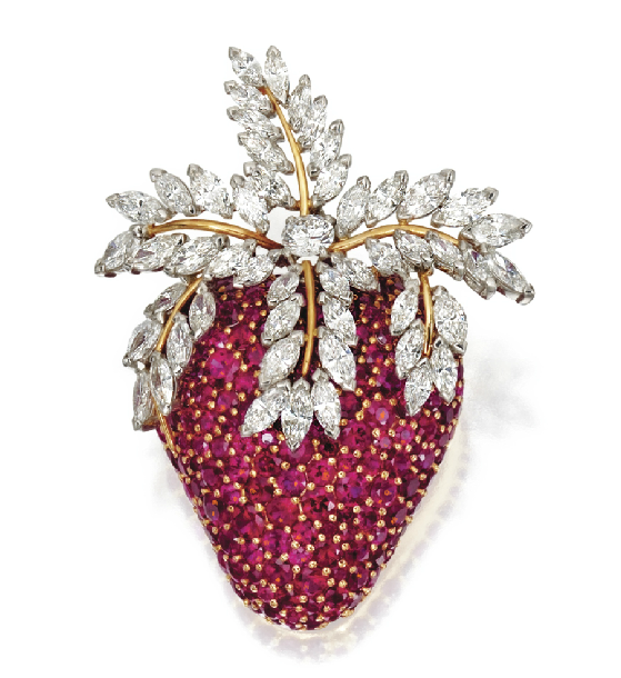 Брошь «Клубника» из золота, рубинов, бриллиантов