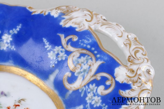 Сухарница с цветочным орнаментом. Завод Попова. Фарфор, роспись. Пер. пол. XIX в.