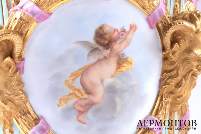 Большое кашпо с живописью в классическом стиле. ИФЗ. Фарфор, роспись, золочение. XIX в.