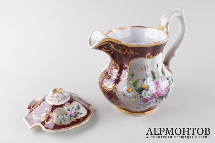 Кувшин с крышкой. Гарднер. Фарфор, роспись, золочение. Российская империя, сер. XIX в