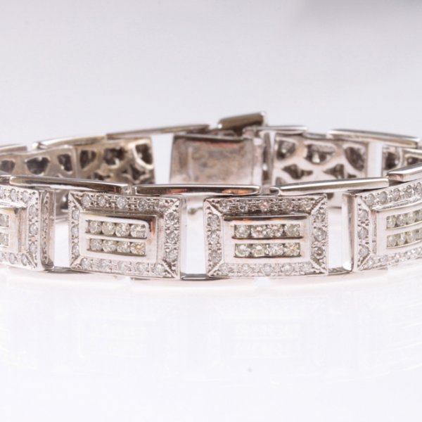 Браслет с бриллиантами 7,04 к. Белое золото 585 пробы.