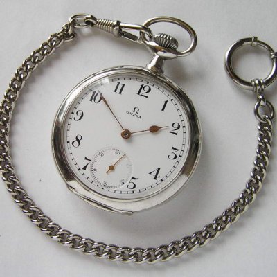 Часы Omega. В глубины и в космос