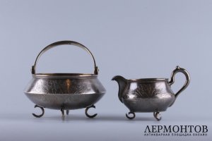 Чайный набор из сахарницы и сливочника. А. Фульд Серебро 84 пробы. Россия, XIX в.