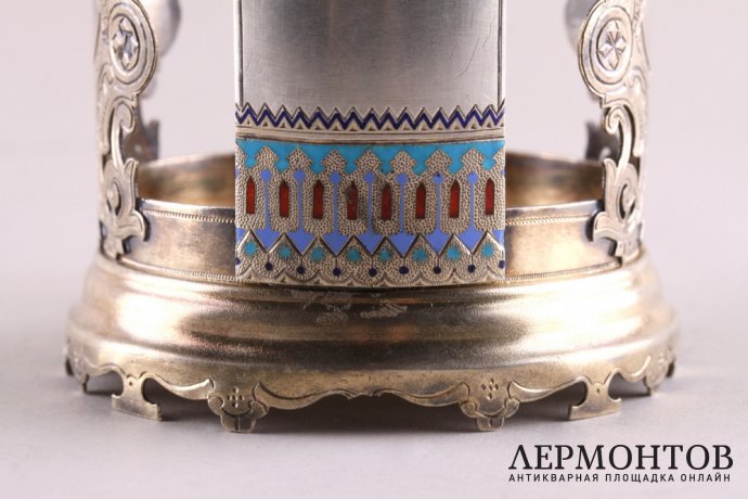 Подстаканник в русском стиле. Серебро 84 пробы, эмаль, золочение. Россия, 1888 г.