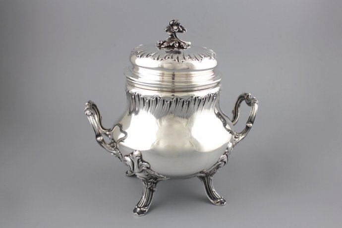 Сахарница. Emile Puiforcat. Серебро 950 пробы. Франция, XIX-XX вв.