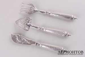 Сервировочный комплект в технике гильоше. Edouard Ernie. Серебро 950 пробы. Франция