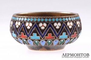 Солонка с эмалью. Павел Овчинников. Серебро 84 пробы. Российская империя