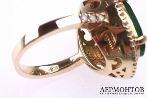 Кольцо с изумрудом 3,2 k, бриллиантами 1,20 к .Золото 585 пробы. США