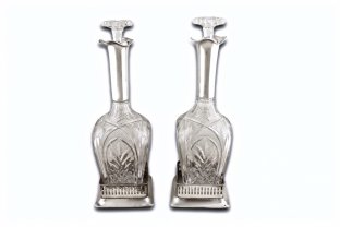 Парные хрустальные штофы. Серебро 800, хрусталь. HERMANN BEHRND