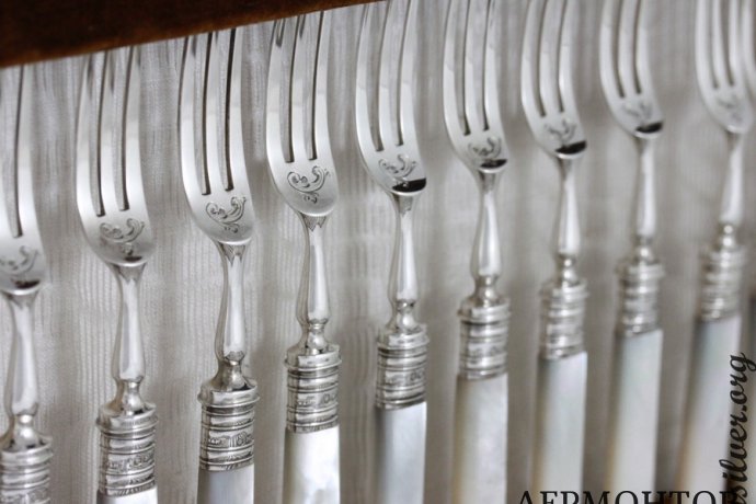 Десертный набор на 12 персон Walker and Hall Ltd. Серебро 925. Англия