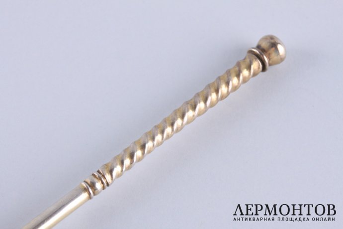 Ложка с чернением. Василий Семенов. Серебро 84 пробы. Россия, Москва, 1864 год.