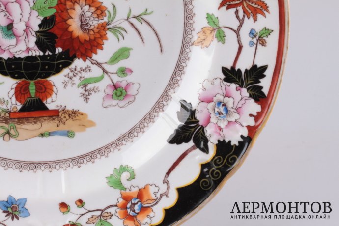Тарелка в стиле шинуазри. Завод Попова. Фарфор. Российская империя