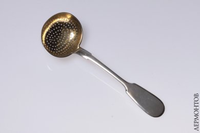 Ложка для сахарной пудры. Серебро 84 пробы, золочение. Российская империя.