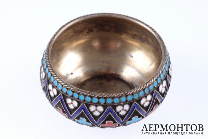 Солонка с эмалью. Павел Овчинников. Серебро 84 пробы. Российская империя