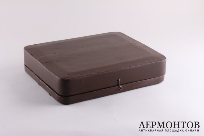 Икона "Господь Вседержитель " в латунном окладе. Россия, до 1917 года.