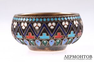 Солонка с эмалью. Павел Овчинников. Серебро 84 пробы. Российская империя