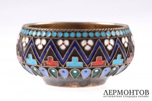 Солонка с эмалью. Павел Овчинников. Серебро 84 пробы. Российская империя