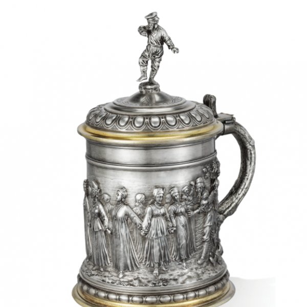 Антикварные вещи – лучший подарок