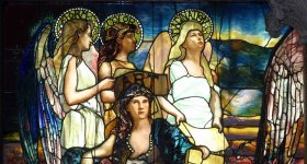 Совершенный калейдоскоп – витражи Тиффани