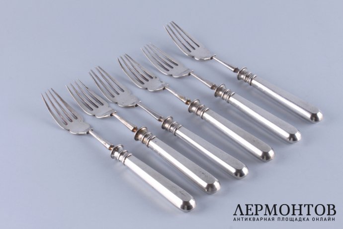 Комплект приборов для рыбы. Фирма О. Курлюкова. Серебро 84. Россия, 1908-1917 гг.