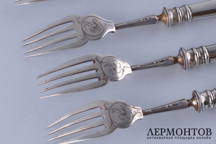 Комплект приборов для рыбы. Фирма О. Курлюкова. Серебро 84. Россия, 1908-1917 гг.