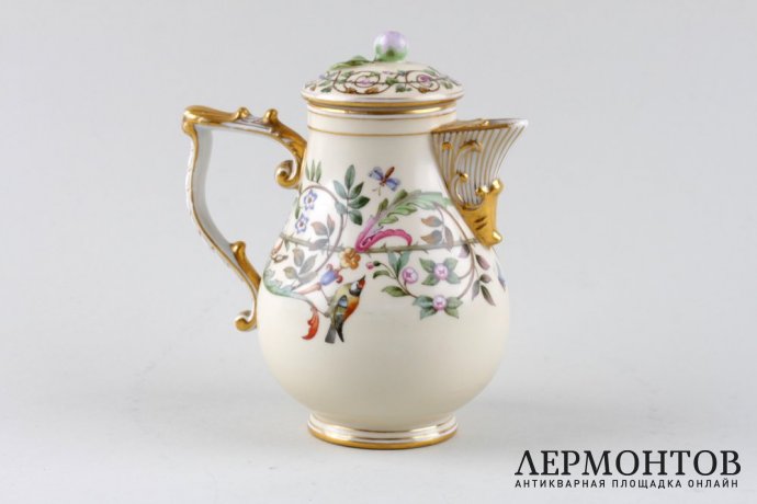 Сливочник в классическом стиле. Фарфор, роспись, золочение. ИФЗ, XIX в.