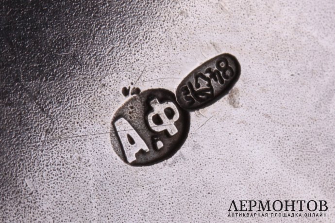 Чайный набор из сахарницы и сливочника. А. Фульд Серебро 84 пробы. Россия, XIX в.