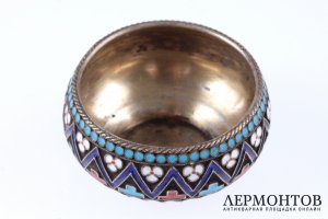 Солонка с эмалью. Павел Овчинников. Серебро 84 пробы. Российская империя