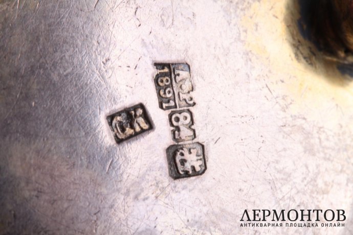 Солонка. Клингерт. Эмаль по скани. Серебро 84 пробы. Россия, Москва, 1891 г.