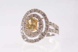 Кольцо с бриллиантами 2.80 k. Золото 585 пробы.