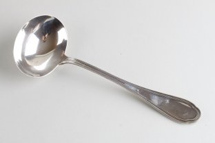 Ложка для соуса. Серебро 915 пробы. Испания, нач. XX века.