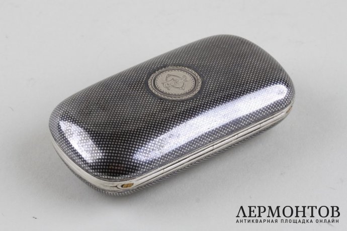 Портсигар с черневым узором. Густав Клингерт. Серебро 84. Российская империя, 1883 г.