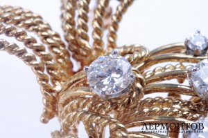 Брошь с бриллиантами 1,88 k. Золото 750. Франция